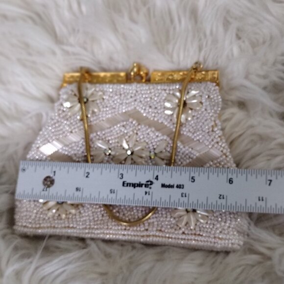 Vintage White Beaded Floral Evening Purse Gold Frame Handheld Clutch - Picture 10 of 11